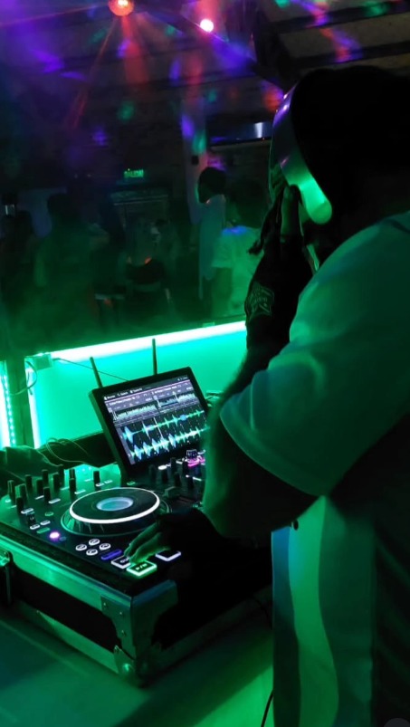 DJ en evento